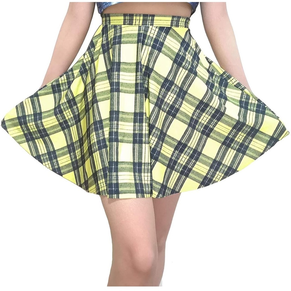 Never worn, neon yellow plaid skirt 2XL 💛